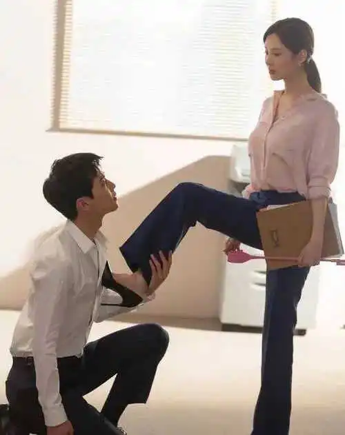 西檬之家NTR在字母圈究竟是什么？探索你的内心渴望和权力游戏 一